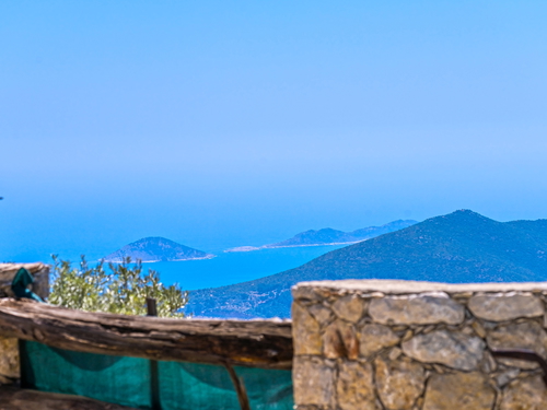  gece  -  Kasım
  | Kalkan Üzümlü’de Deniz Manzaralı Korunaklı Aile Villası Tatili
